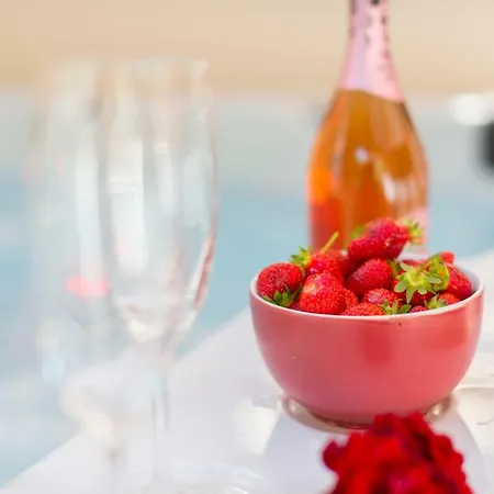 Alena With Jacuzzi Lägenhet Split